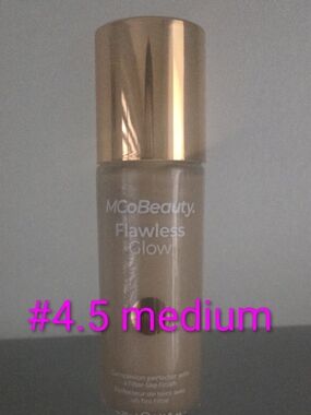 MCoBeauty Flawless Glow Concealer - #4.5 Medium (Golden Beige)